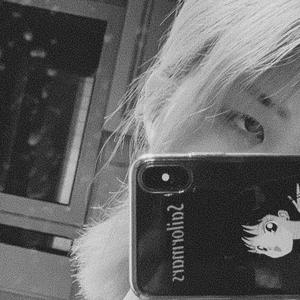 国产成人午夜毛片在线
